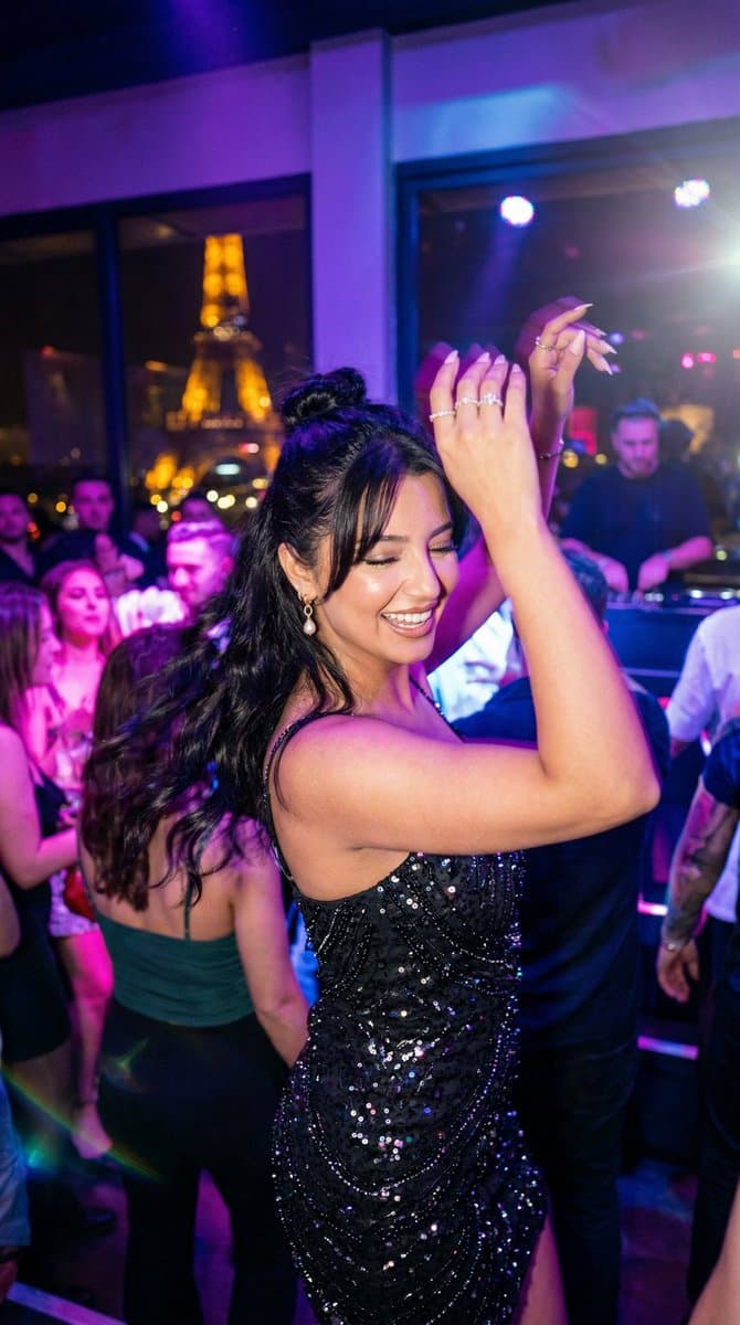 Social Media Post - Paris Night Party Dance